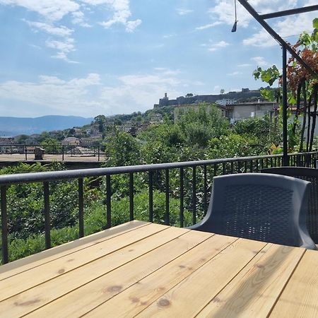 Tony'S Terrace Bed & Breakfast Gjirokaster Exterior photo